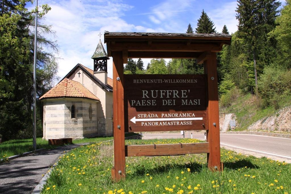 Garni Biancaneve Ruffre-Mendola Exteriér fotografie
