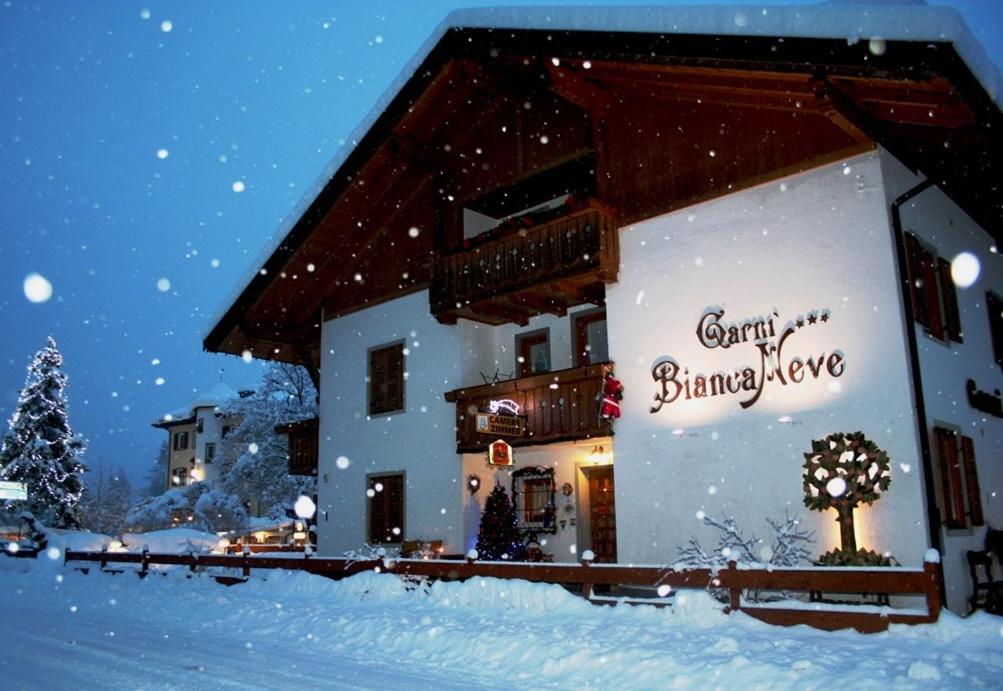Garni Biancaneve Ruffre-Mendola Exteriér fotografie